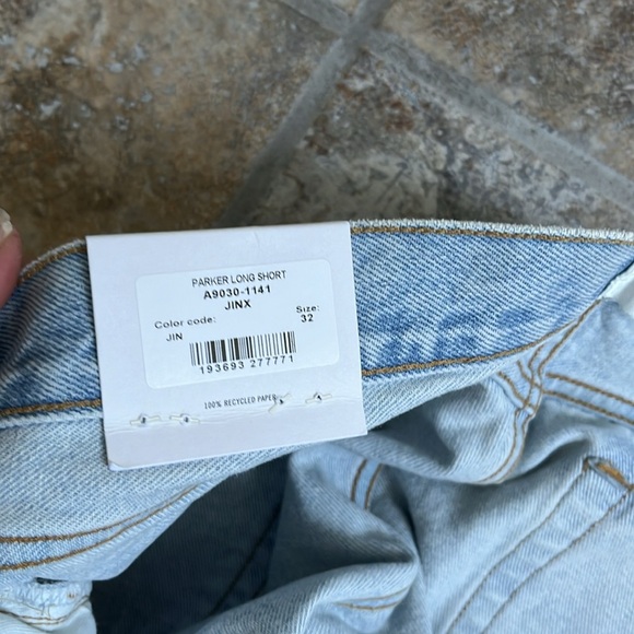 AGolde Parker Long Short Size 32 NWT - Picture 10 of 12